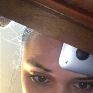 Meet your Posher, Val